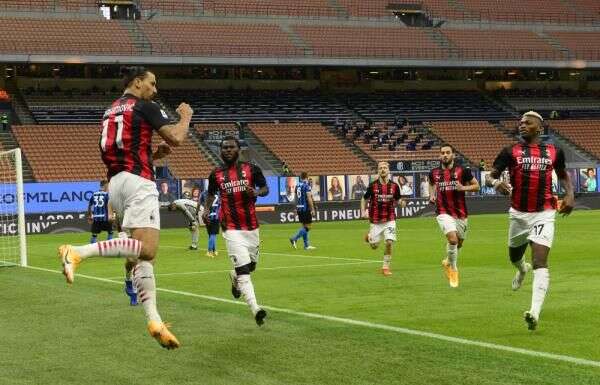 ASSOCIAZIONE CALCIO MILAN führt die Tabelle der Serie A an